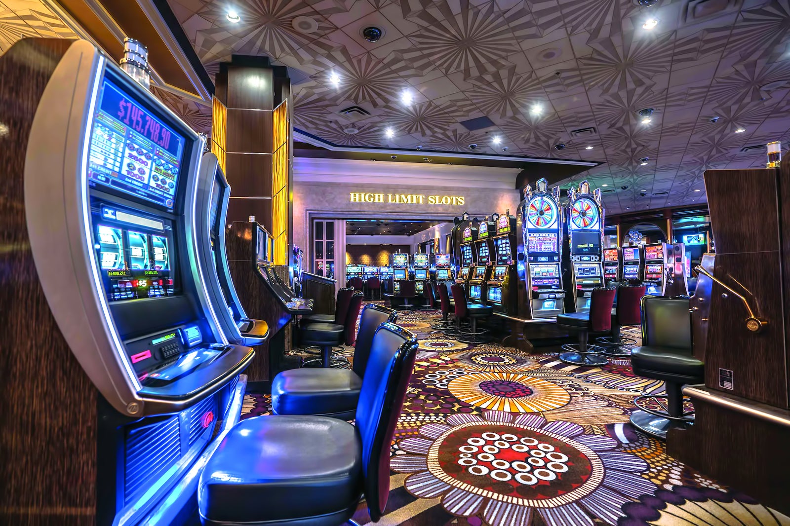 Slot Makinesi Stratejileri: İpuçları ve Teknikler